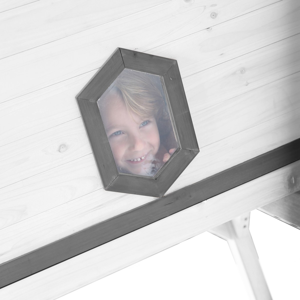 Kinderspielhaus Cabin XL von AXI, Stelzenhaus mit Rutsche weiß