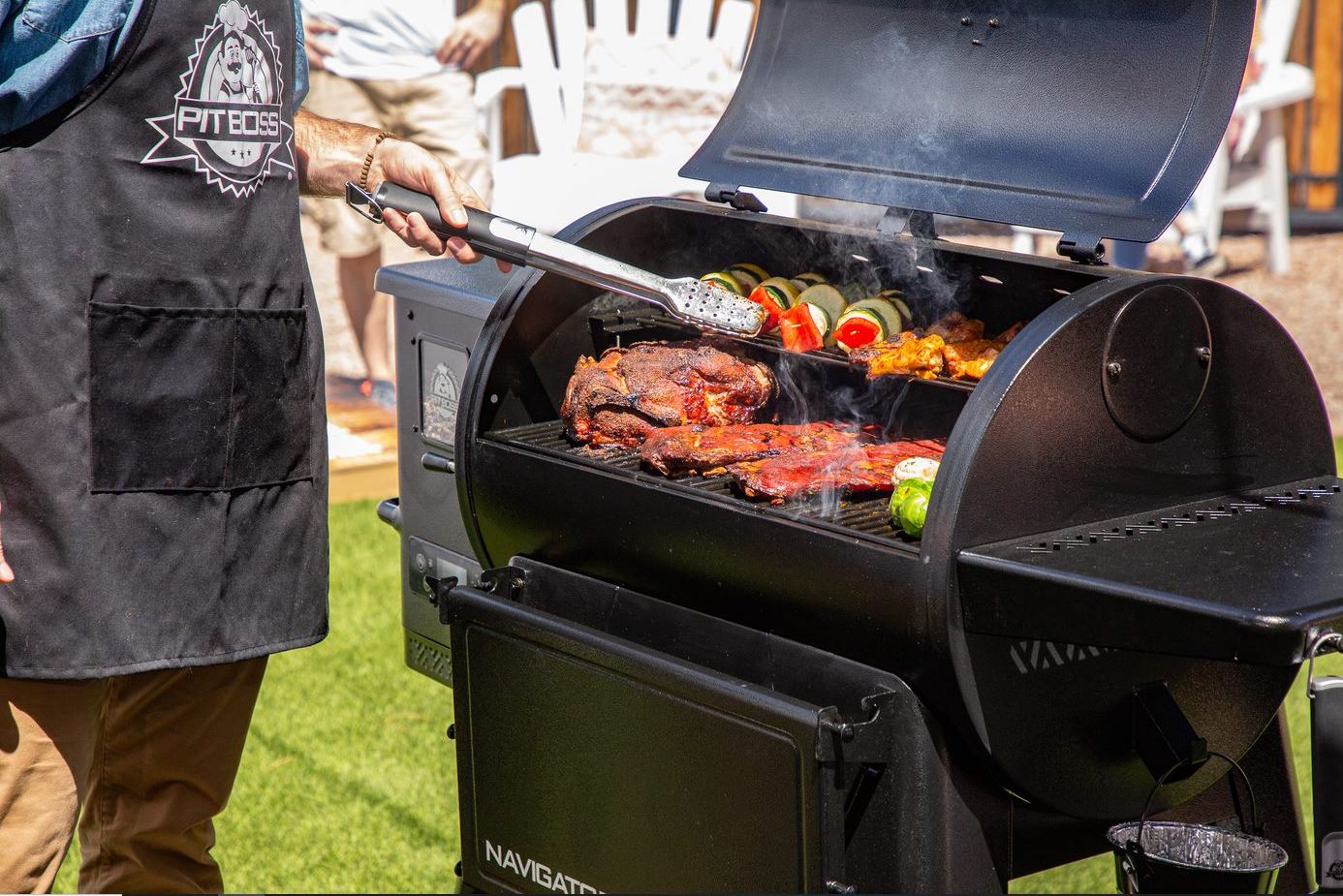 Pit Boss 850G Navigator Serie Grill und Räucherofen