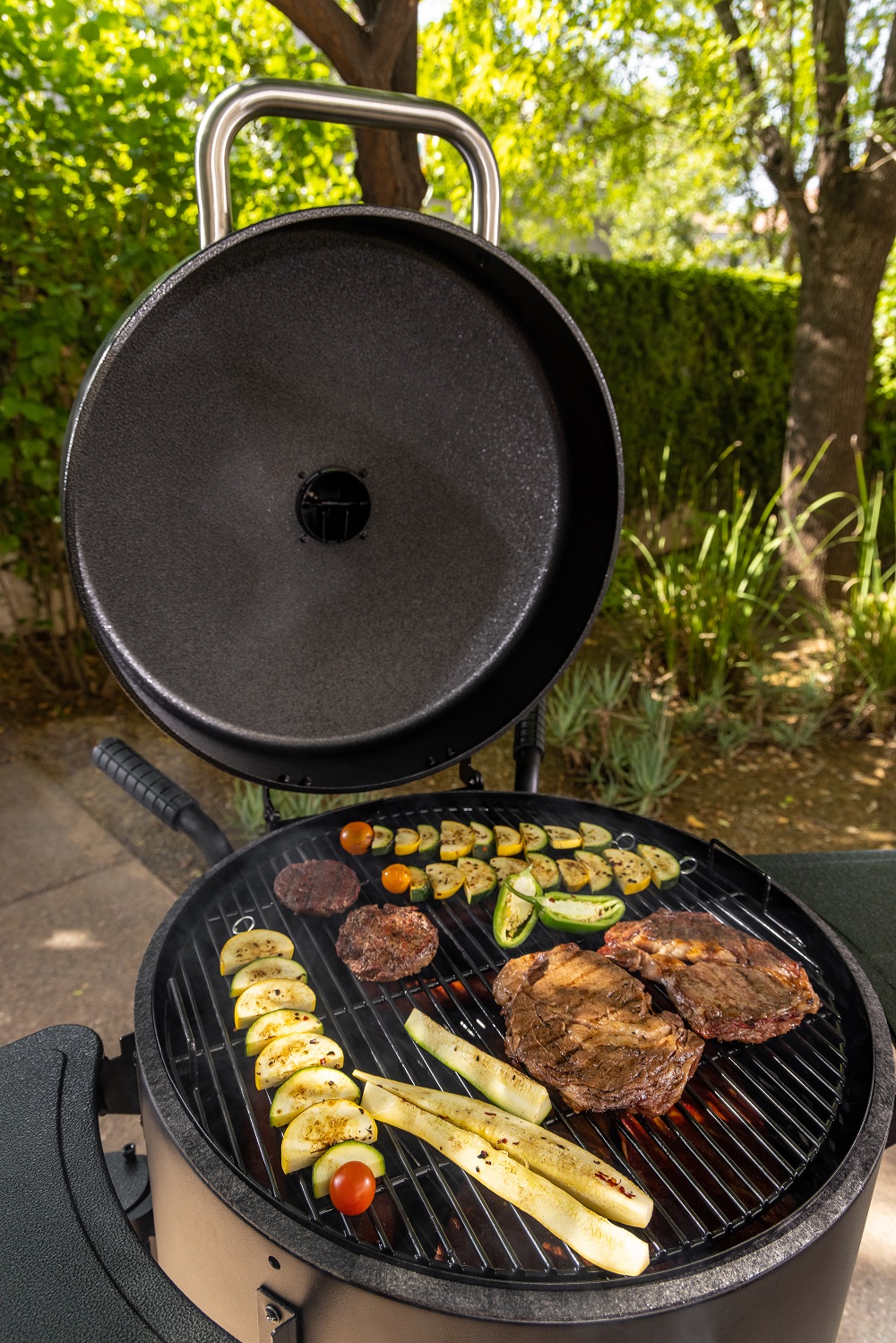 Pit Boss Champion Holzkohle Barrel Smoker, Räucherofen